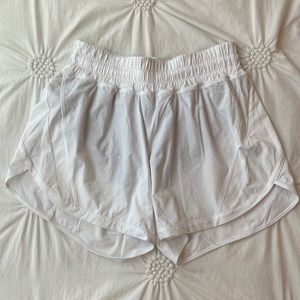 Lululemon Track That Mid-Rise Lined Short 5”